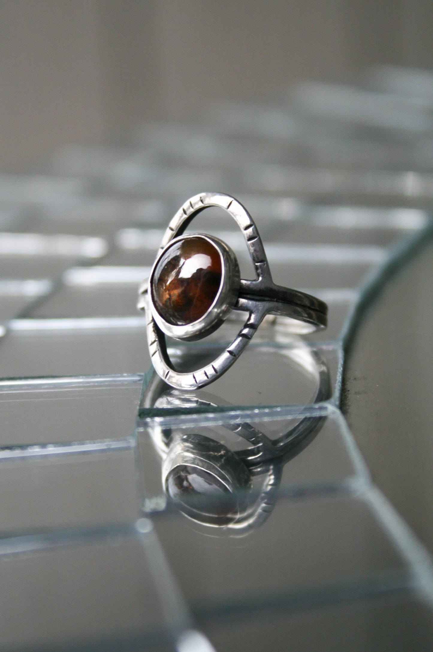 Size 7 3/4 | Montana Agate Orbit Ring
