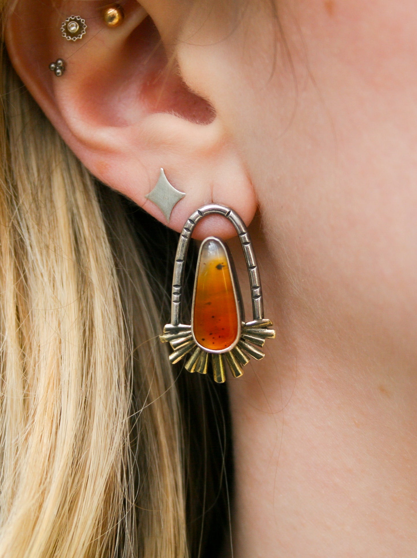 MT Agate Sunburst Posts