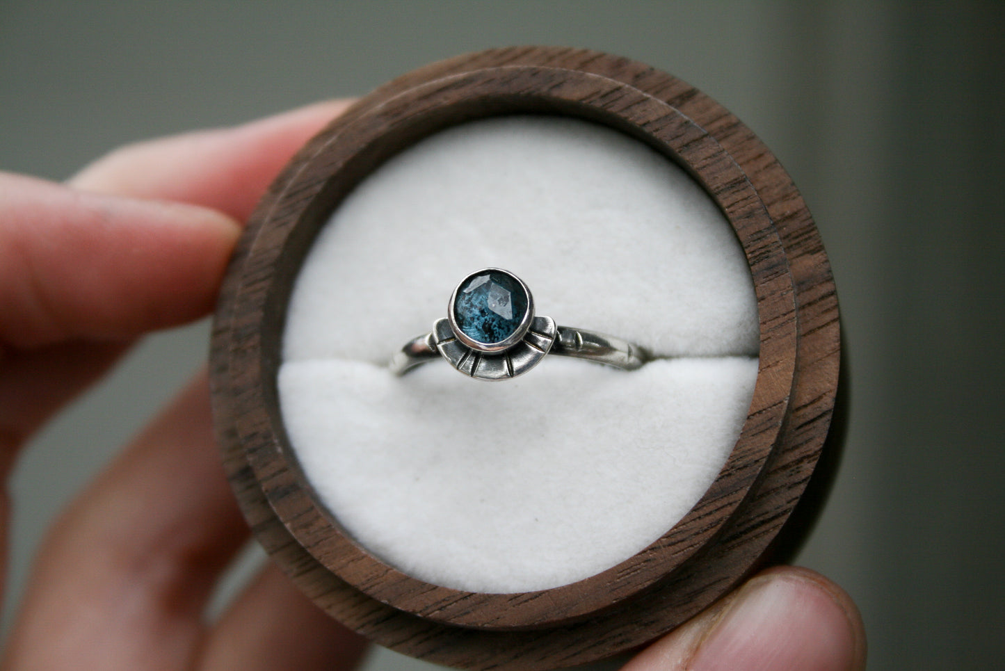 Size 8 | Kyanite Ring