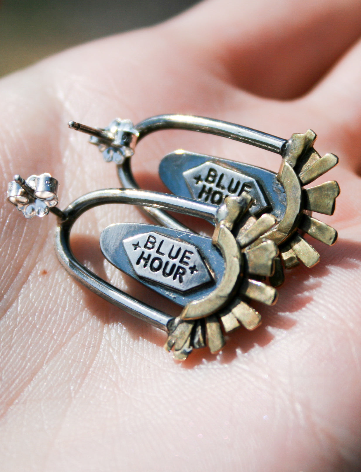 MT Agate Sunburst Posts