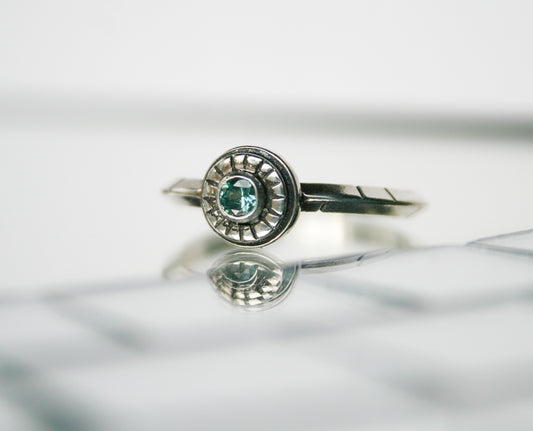 Size 12 | Triangle Band MT Sapphire Ring