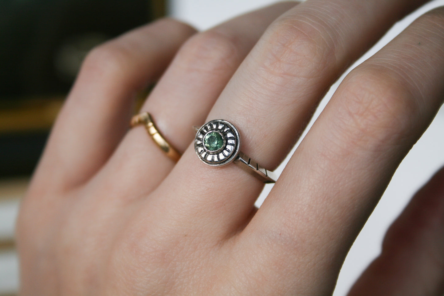 Size 5.5 | Triangle Band, MT Sapphire Ring