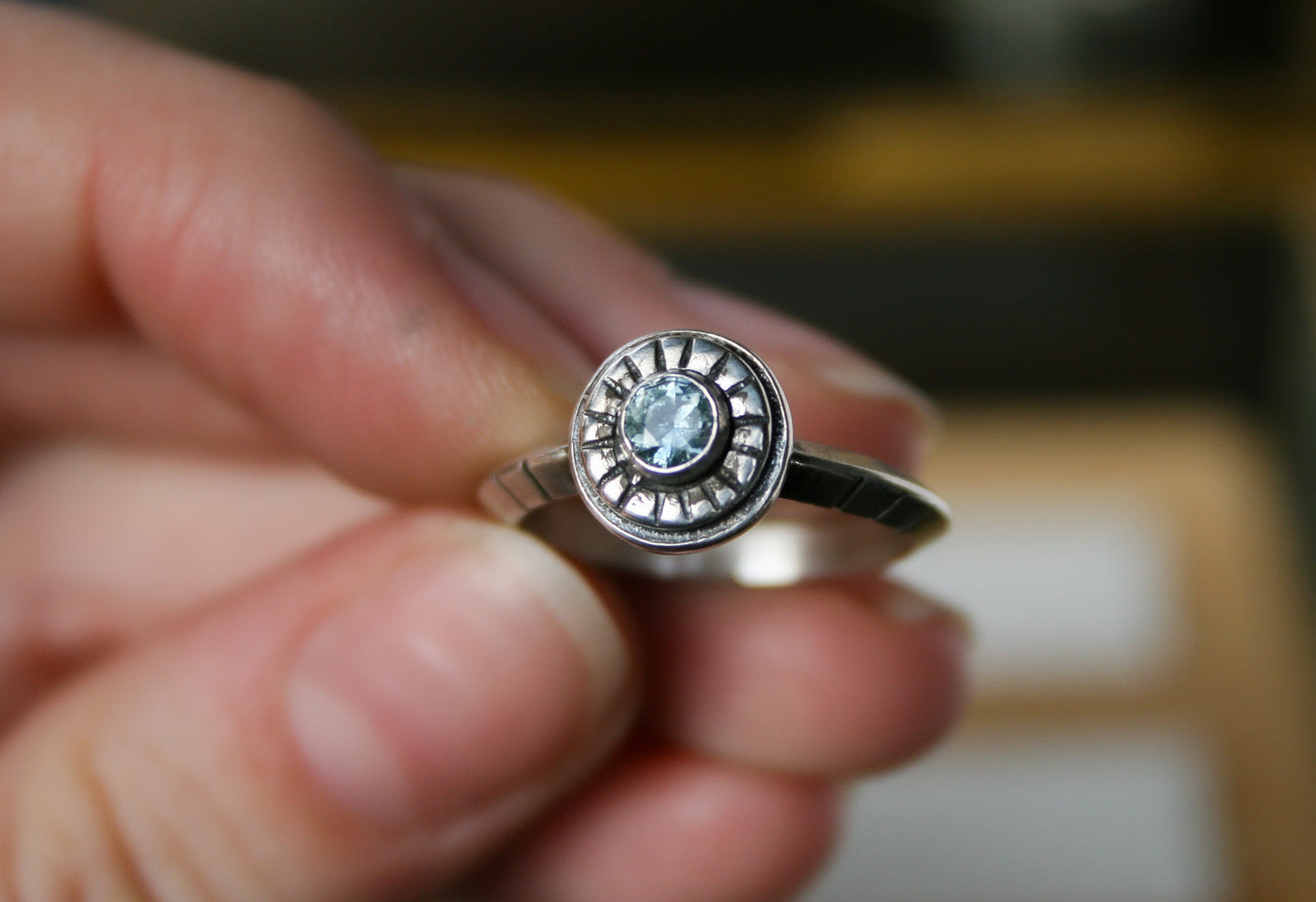 Size 6 | Triangle Band MT Sapphire Ring