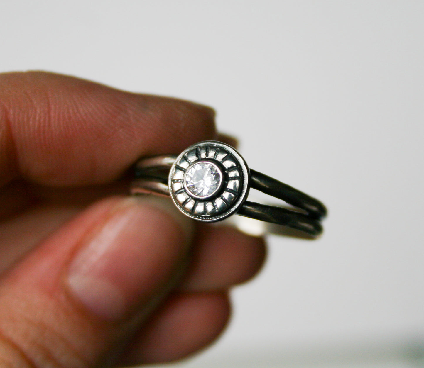 Size 13 | Split Band, White Sapphire Ring