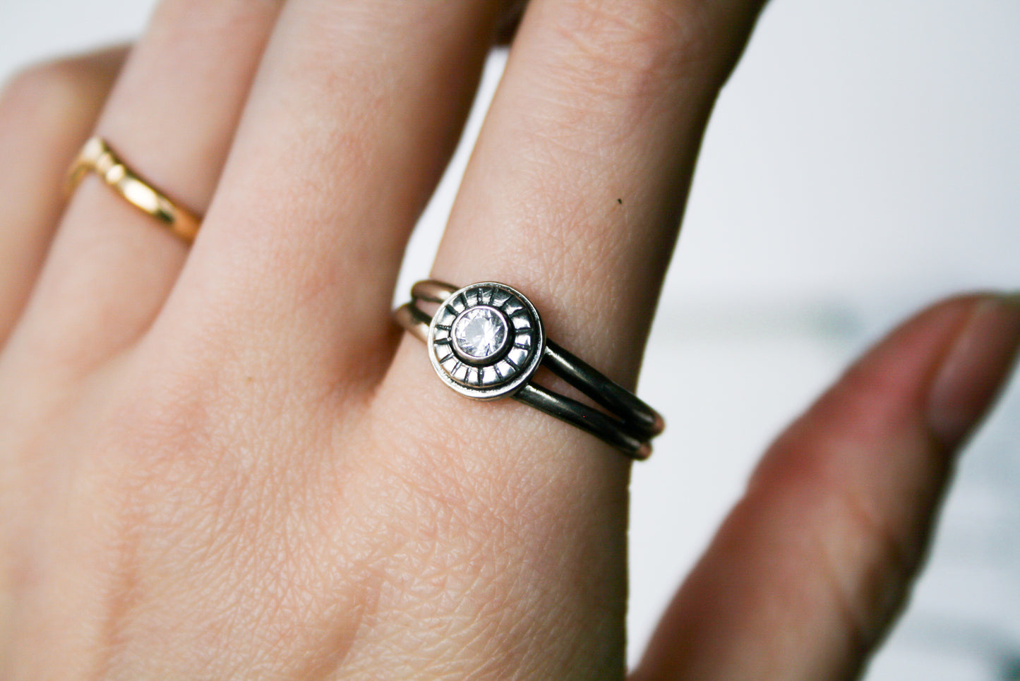 Size 13 | Split Band, White Sapphire Ring