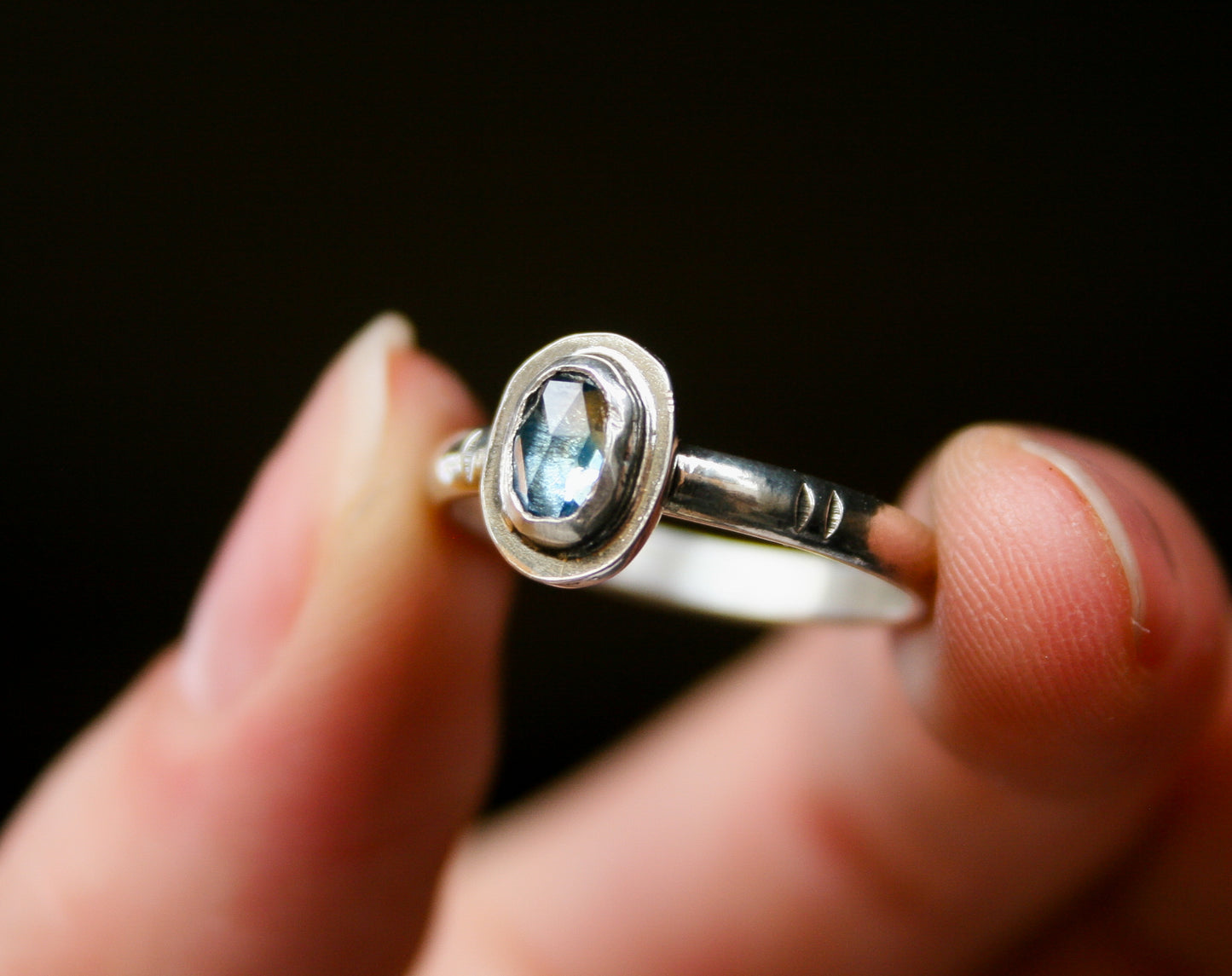 Size 7 | Oval MT Sapphire Ring