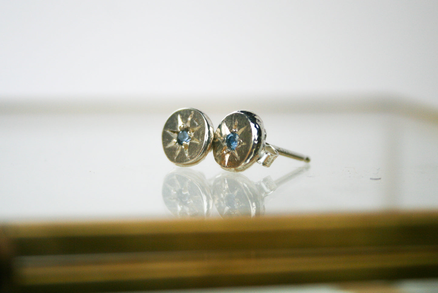 Flush Set MT Sapphire Studs