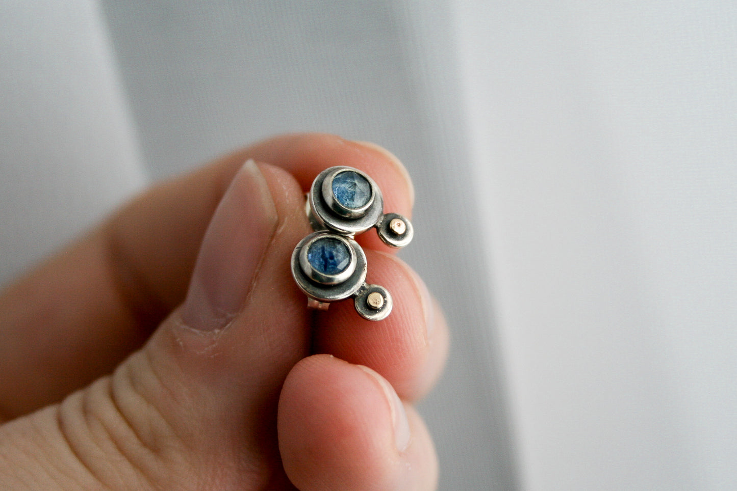 Mixed Metal MT Sapphire Studs (A) | Made-to-Order