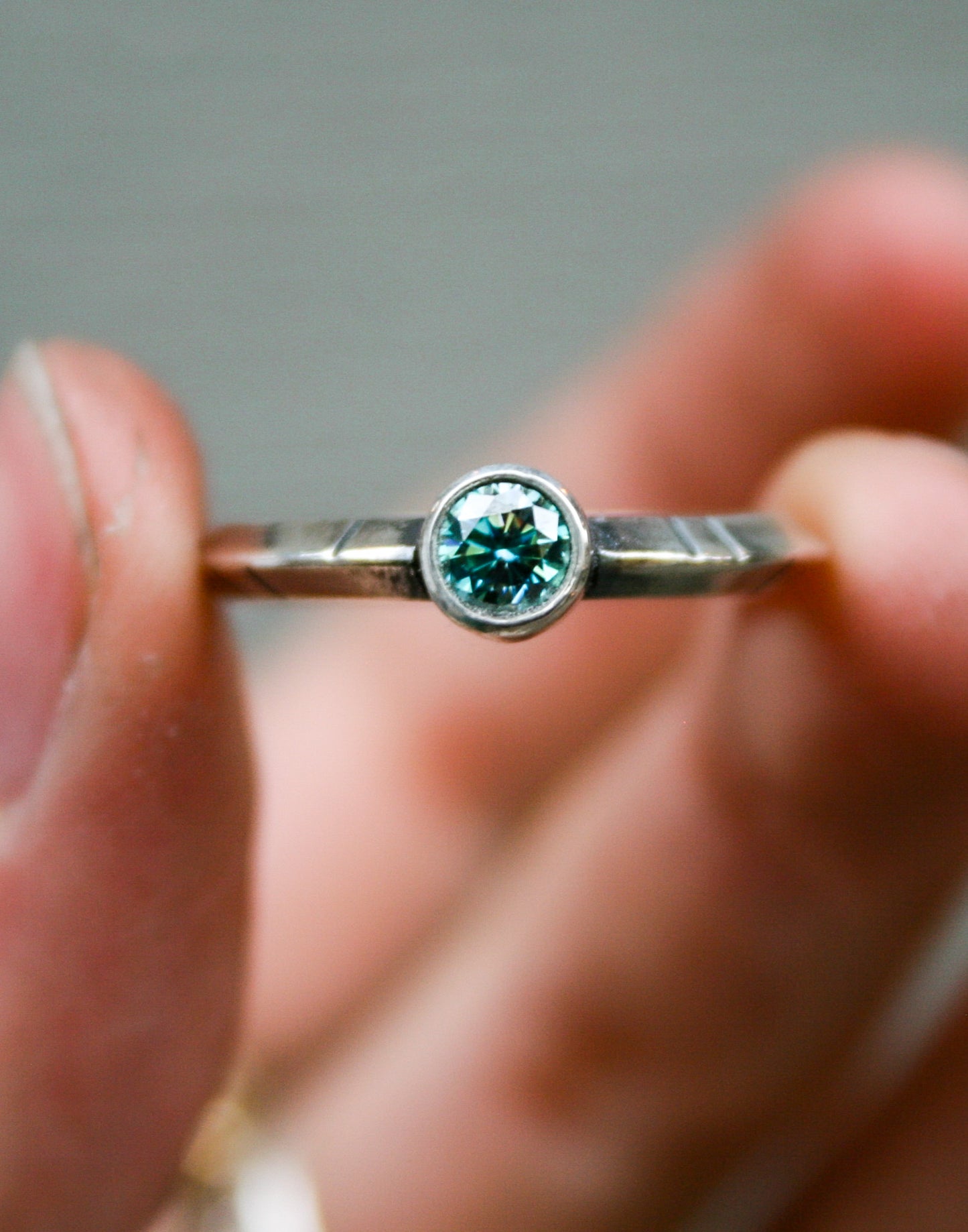 Size 7 1/2 | Teal Moissanite Ring