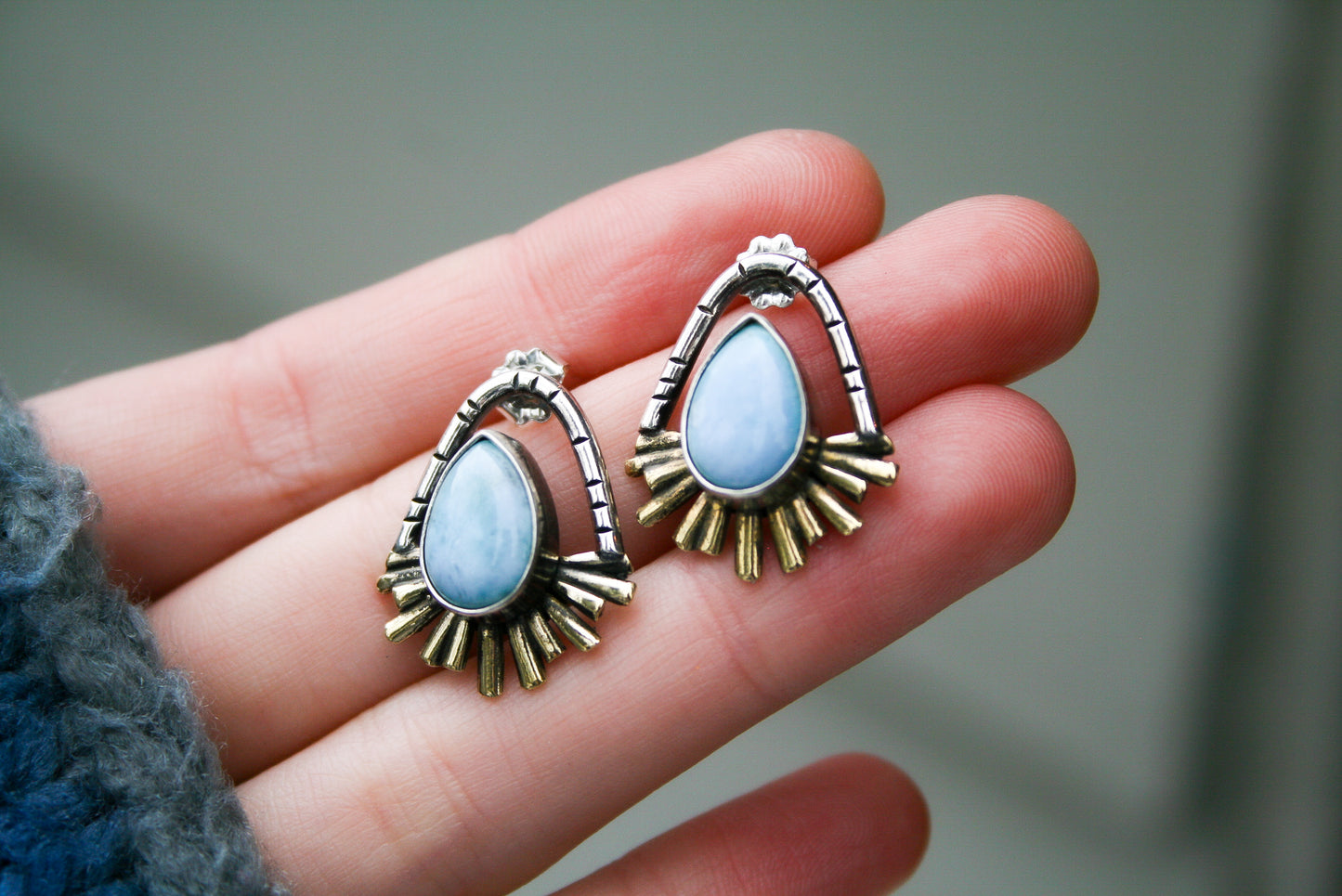 Larimar Sunburst Posts