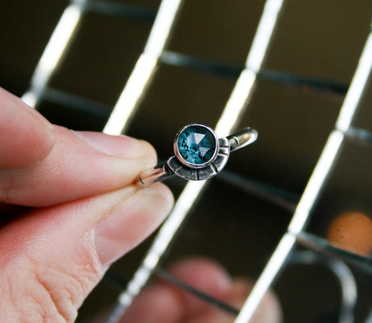 Size 8 | Kyanite Ring